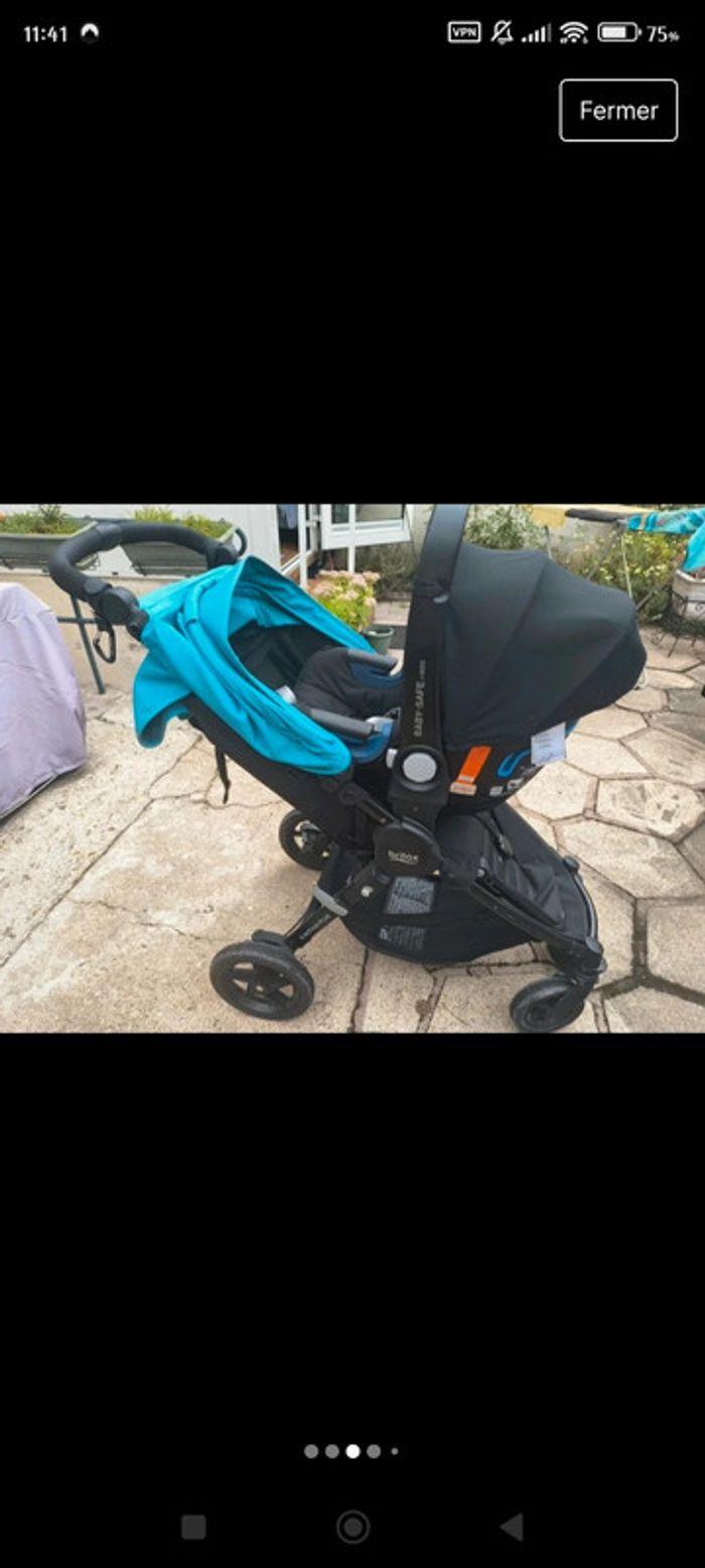 Poussette britax avec base ISOFIX - photo numéro 3