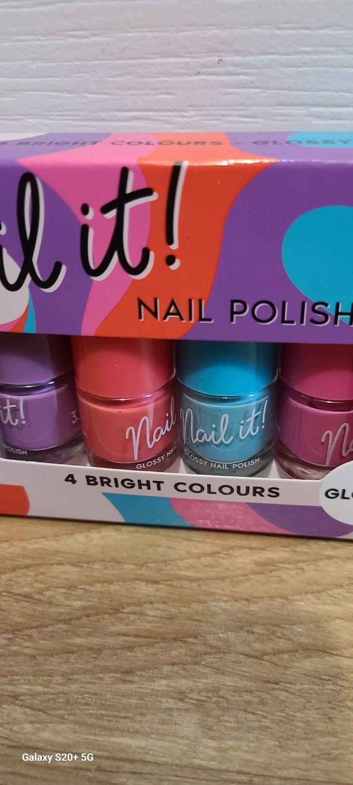 Lot de deux coffret vernis à ongles neuf - photo numéro 6