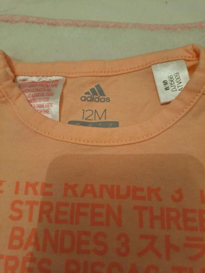 T-shirt Adidas + pantalon TAO neufs 12 mois - photo numéro 2