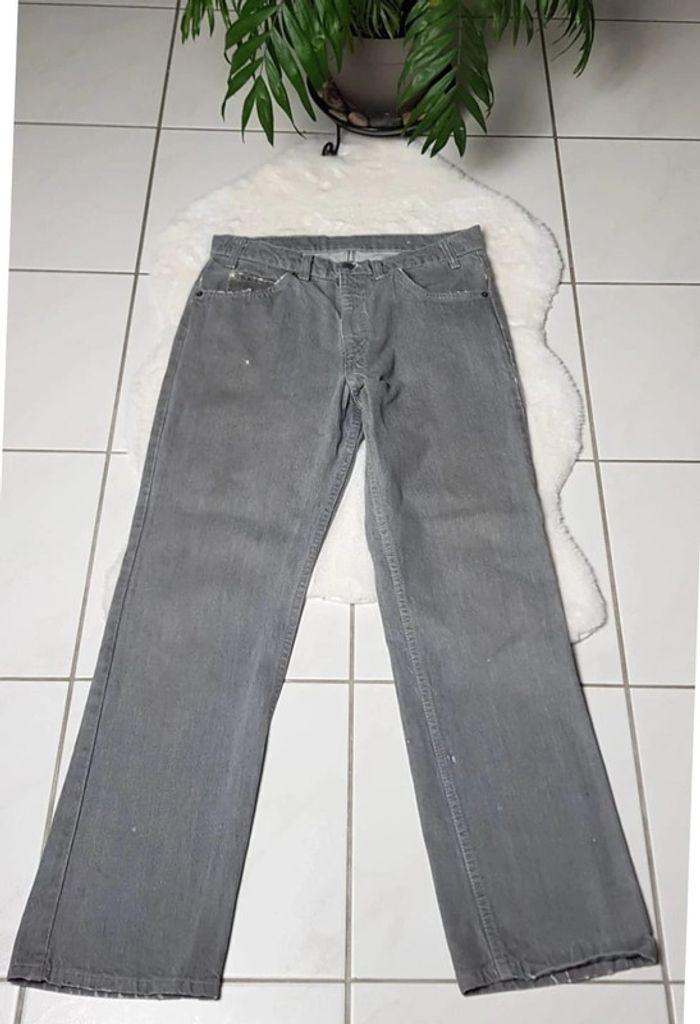 Jean Levi's Vintage W33 L30 Gris Made in USA - photo numéro 2