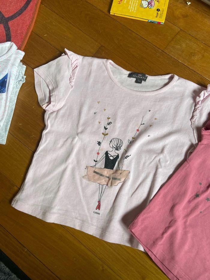 2 tee shirts motif danseuse Floriane 5 ans - photo numéro 2