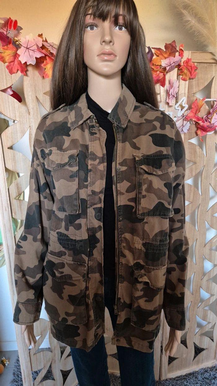 Veste militaire Stradivarius - photo numéro 1