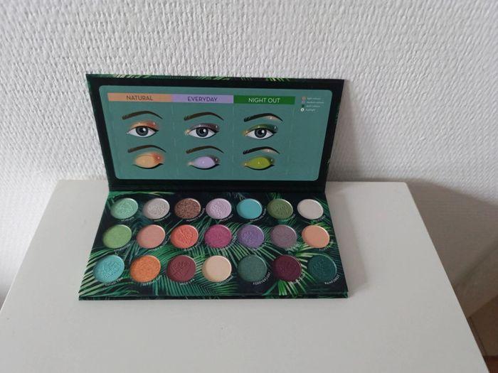 💄Palette Wild Jungle Max&More 21 fards à paupières💄 - photo numéro 4