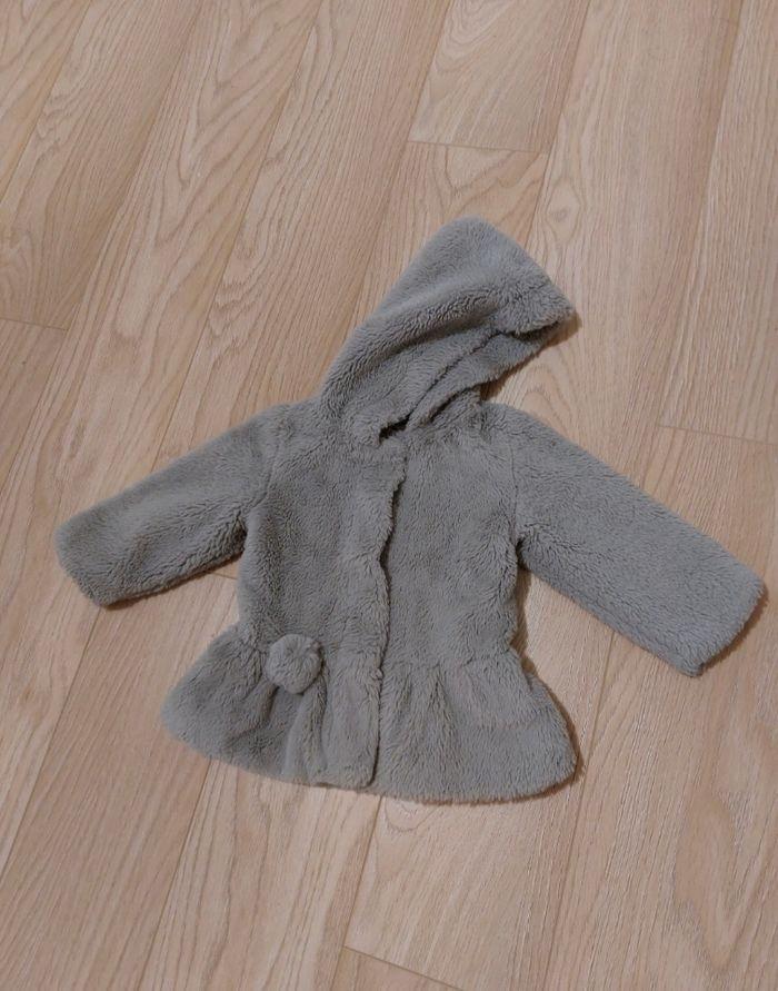 Manteau gris fourure 9 mois