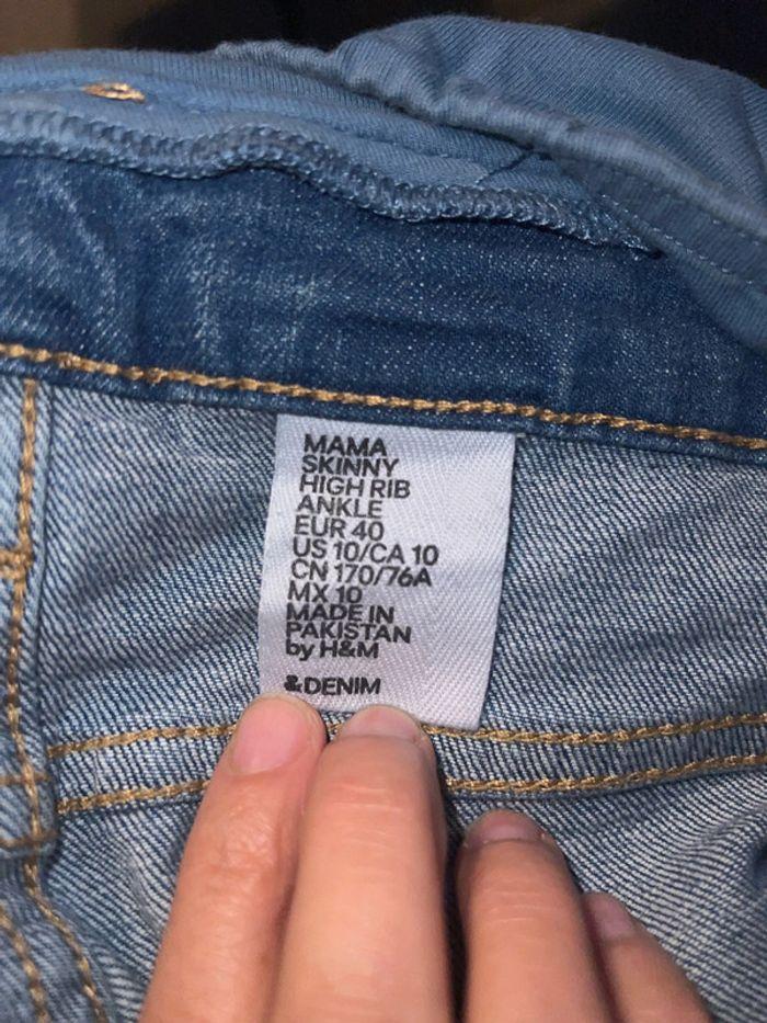 Jeans troués grossesse H&M - photo numéro 5