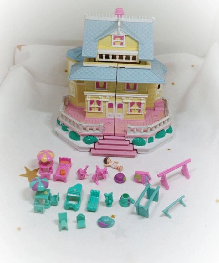 Polly pocket bluebird grande maison jaune yellow clubhouse house accessoires danse dépliable - photo numéro 1