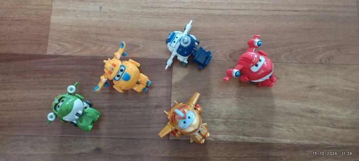 Lot de 6 avions super wings - photo numéro 2