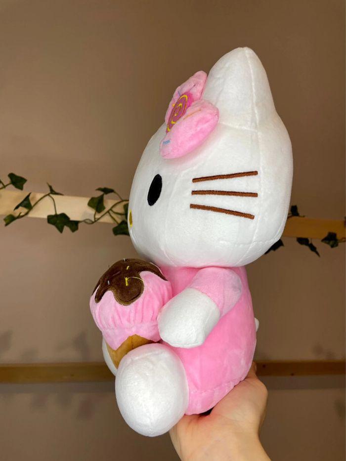 Peluche Hello Kitty avec sa Glace 🍦 - photo numéro 12