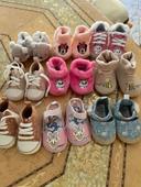 Lot chaussures bébé