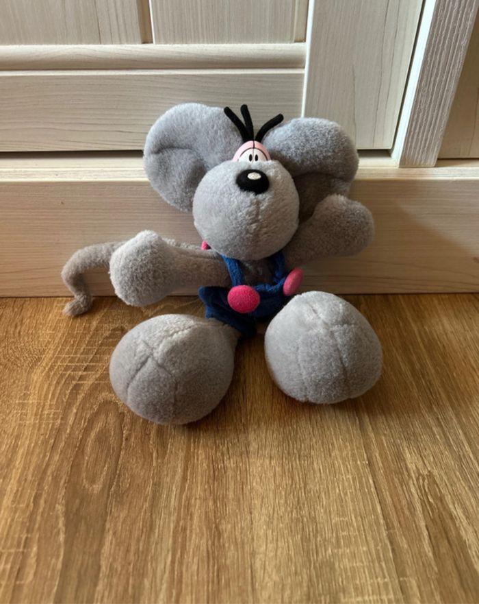 Peluche/Plush Diddl avec salopette bleu et boutons rose, très bon état/good condition - photo numéro 1