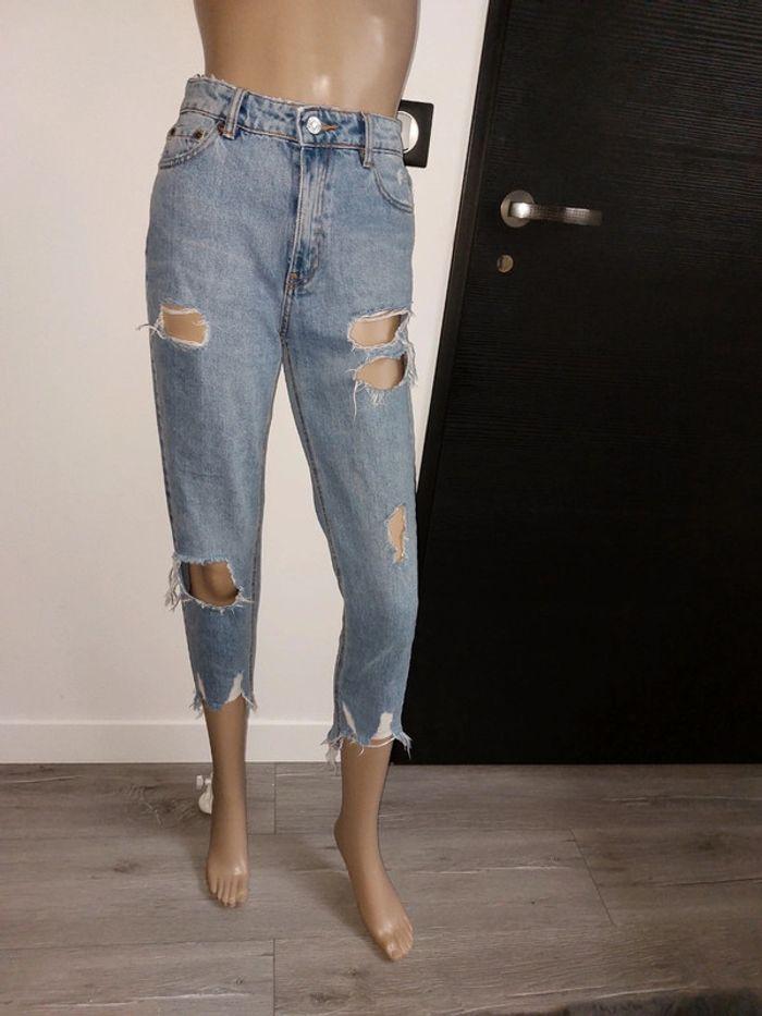 Jean 3/4 pull&bear taille 32 - photo numéro 1