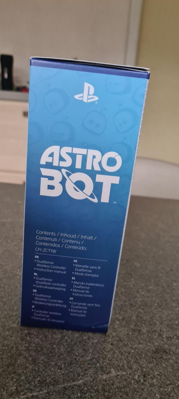 Manette ps5 sans-fil DualSense  Édition Limitée  Astro Bot - photo numéro 4