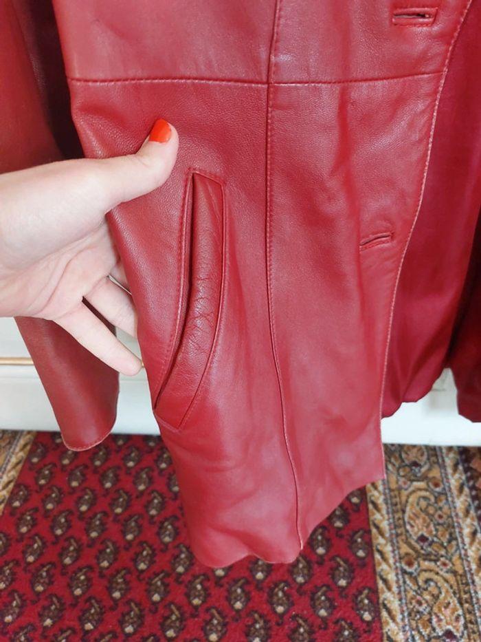 Manteau en cuir rouge - photo numéro 4