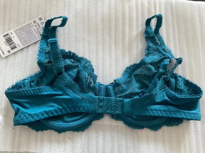 Soutien-gorge bleu Playtex neuf - photo numéro 6