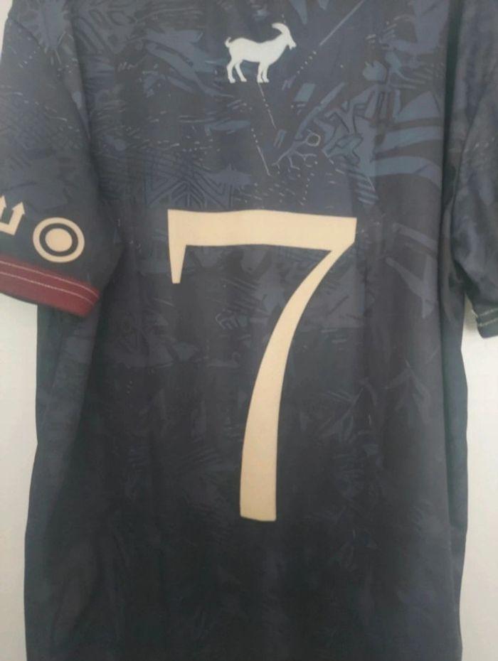 Portugal Maillot Concept Ronaldo taille XXL neuf - photo numéro 3