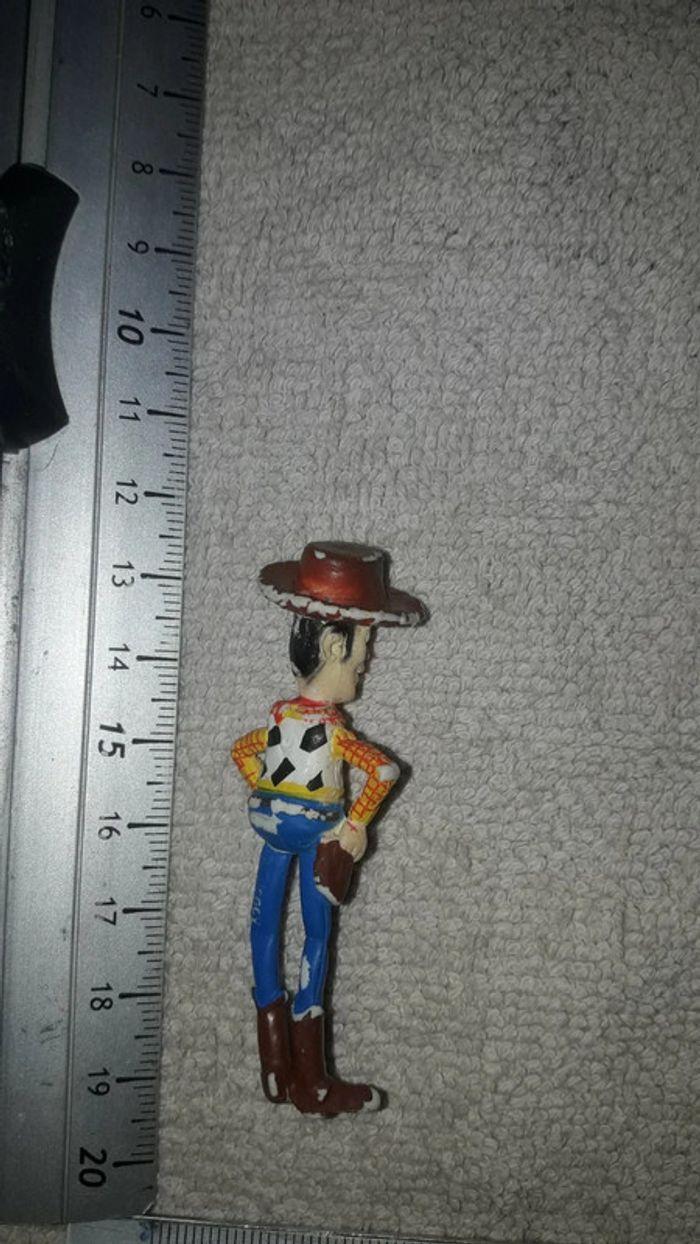 Figurine Woody Toy Story - photo numéro 2