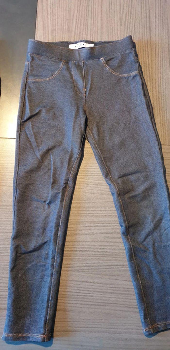 Lot 2 pantalons jeggings 5/6ans - photo numéro 6