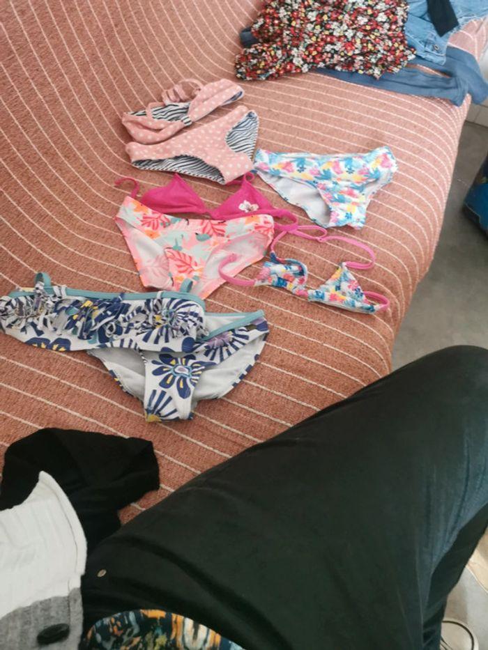 Lot  de 4 maillot de bain taille 4 ans 3E - photo numéro 1