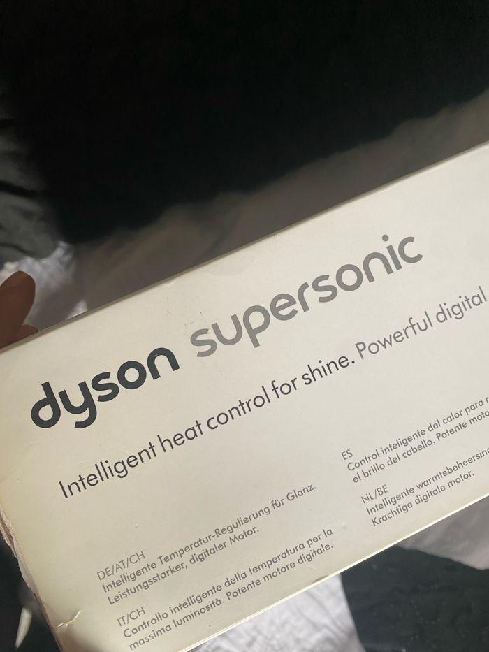 Sèche cheveux dyson supersonic - photo numéro 2