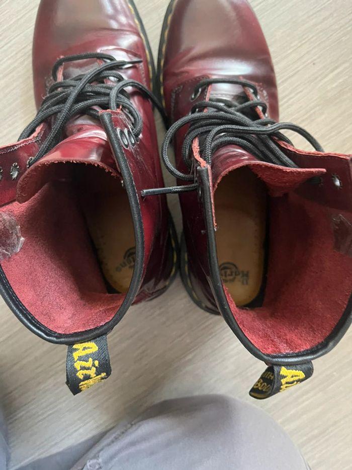 Dr Martens 1B89 bordeaux et noires pointure 43 - photo numéro 6