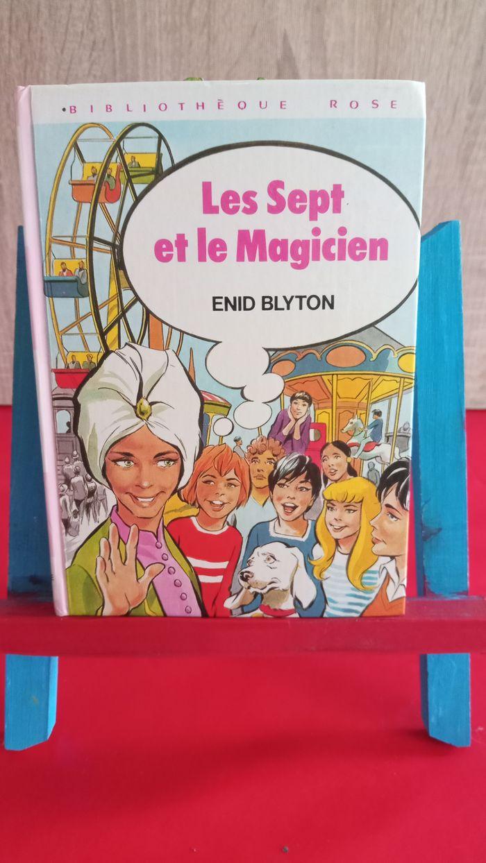 Les sept et le magicien, 1977, "le clan des sept", bibliothèque rose - photo numéro 1