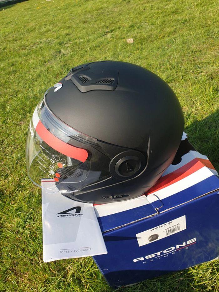 Casque taille XL neuf noir mat Astone - photo numéro 3