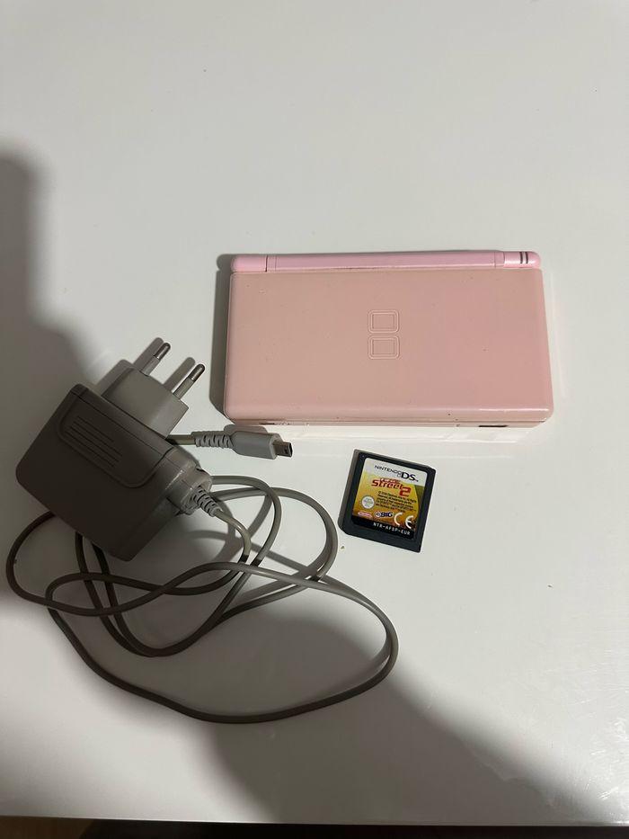 Nintendo ds lite - photo numéro 2