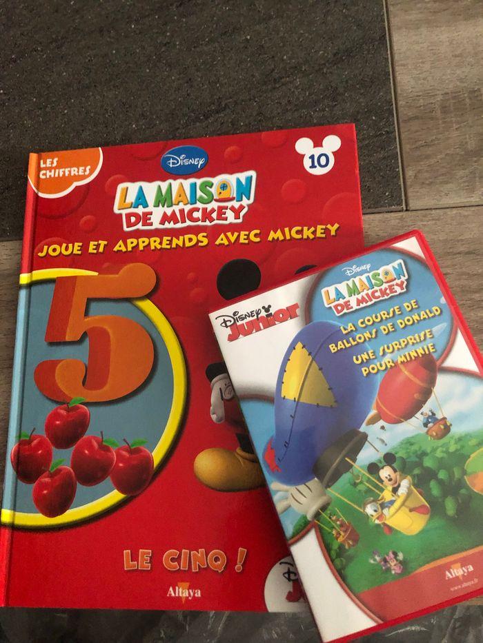 Livre maison de Mickey