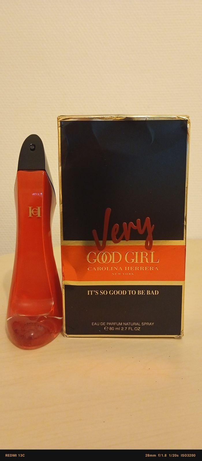 Eau  de parfum very ood girl carolina Herrera ( it's good to be bad ) 80 ML - photo numéro 4