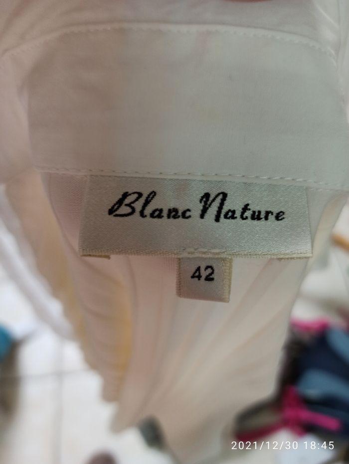 T42 sur l'étiquette mais en vrai 38 40 / 1ere main / haut de gamme : blanc nature chemisier - photo numéro 6