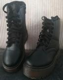 Bottines noires montantes