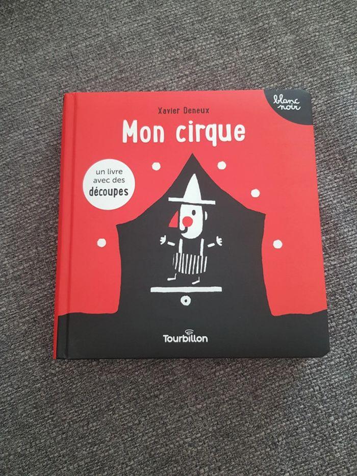 Livre éveil visuel Mon cirque - photo numéro 1