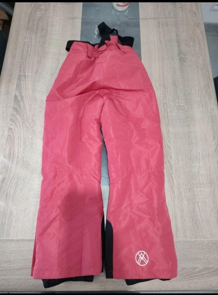 Pantalon de ski Neuf 8 / 10 ans - photo numéro 2