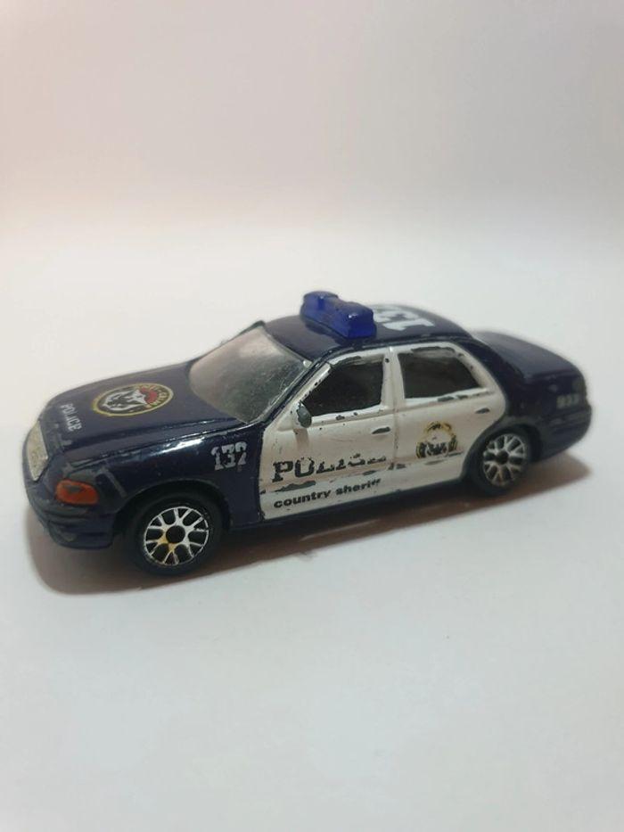 RealToy Ford Crown Victoria Police Anti Crime 132 Bleu/Blanc - photo numéro 1