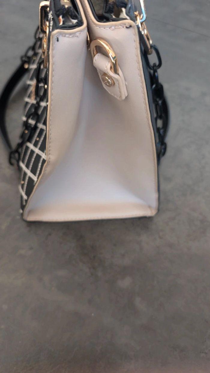 Sac à main Liu Jo - Tendance et élégant - photo numéro 4