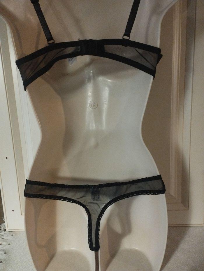 Ensemble lingerie neuf 95B L pour le string . Beige et noir l - photo numéro 5