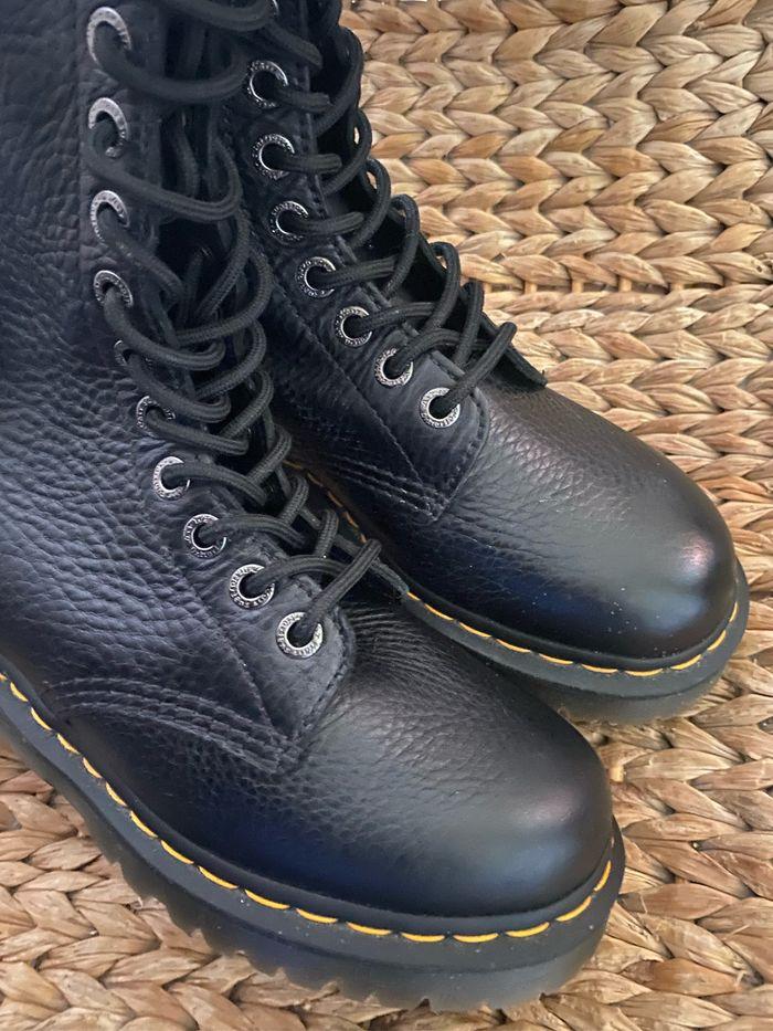 Bottes Doc Martens - photo numéro 2