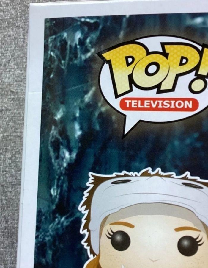 Figurine Funko POP officielle Max Costume Stranger Things 552 - photo numéro 5