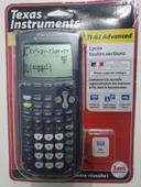 Calculatrice Scientifique TEXAS INSTRUMENTS TI 82 Advanced.