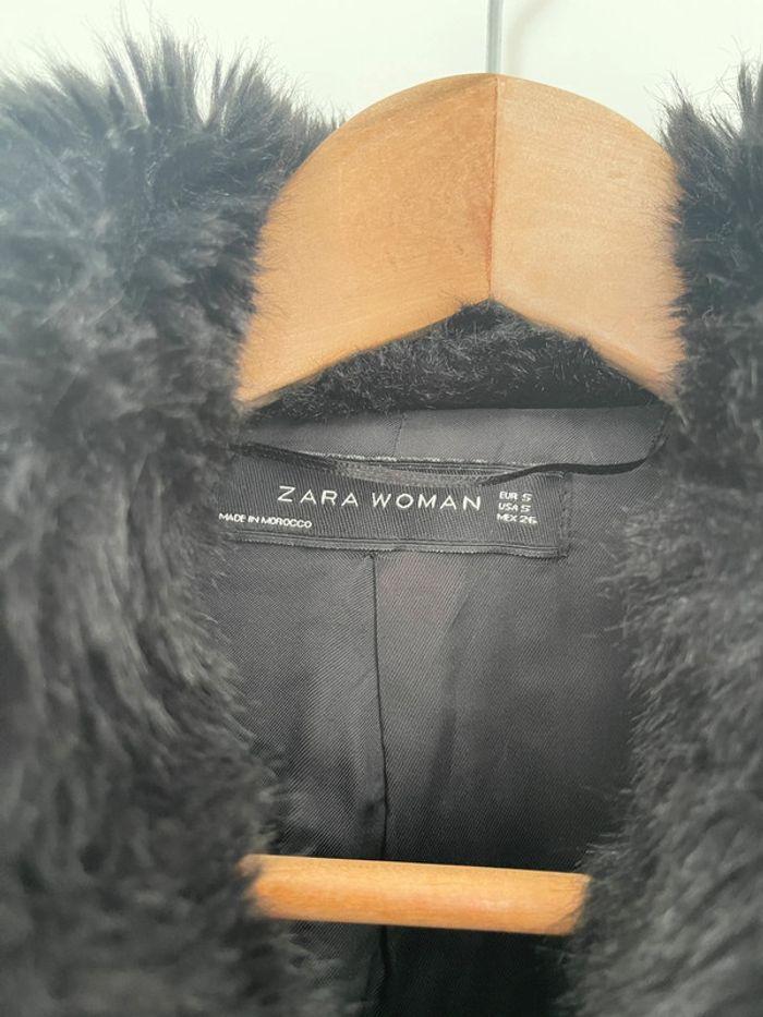 Manteau noir fausse fourrure Zara Woman S - photo numéro 4