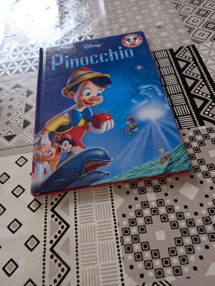 Livre Pinocchio - photo numéro 1