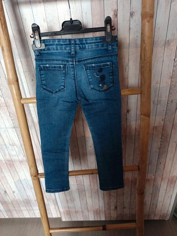 👖 jean fille taille 3 ans très bon état très mimi🥰 👖 - photo numéro 3