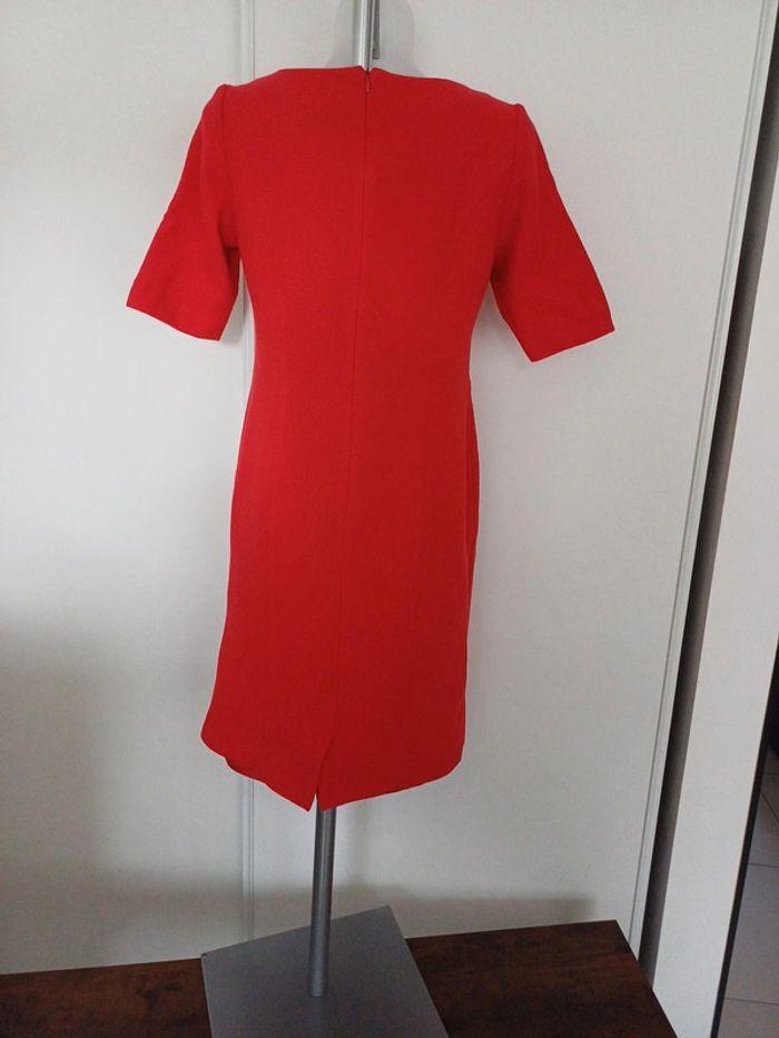 Robe rouge droite - photo numéro 4