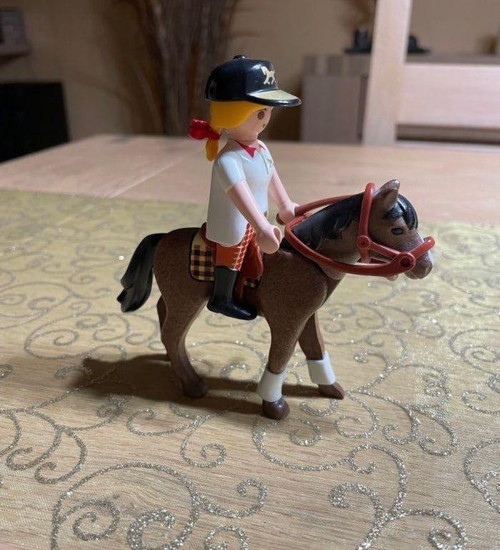 Cavalière Playmobil - photo numéro 3