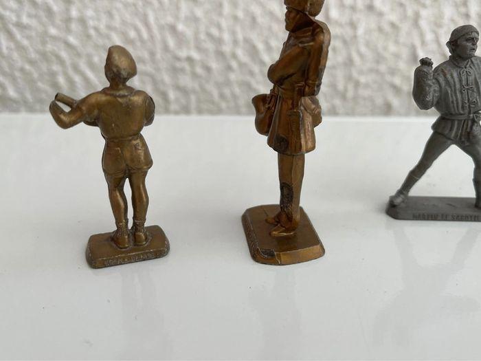 Lot de six anciennes figurines publicitaires café - photo numéro 5