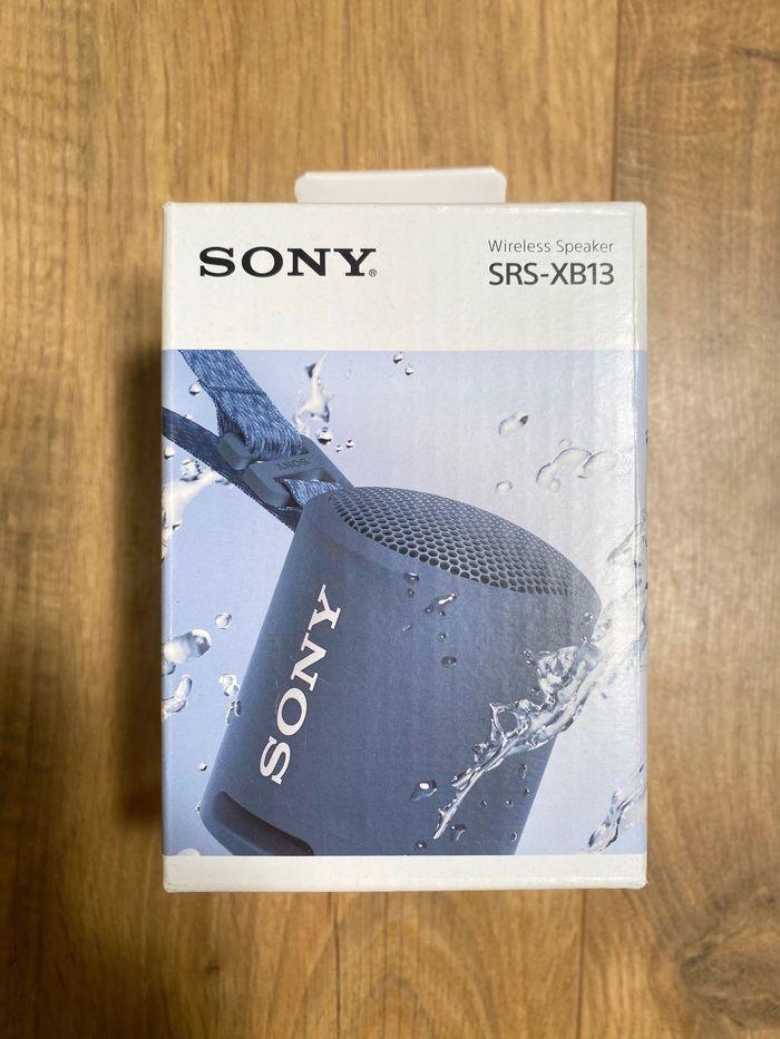 Enceinte Sony portable sans fil extra bass XB13 bleu claire - neuve - photo numéro 1