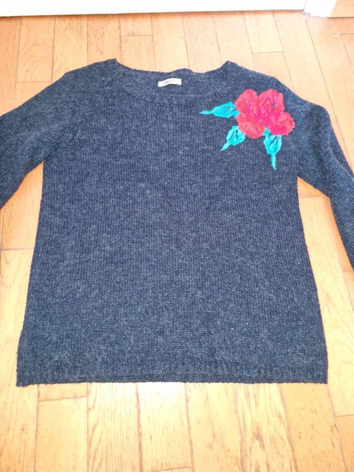 Pull Damart broderie fleur mohair laine - photo numéro 5