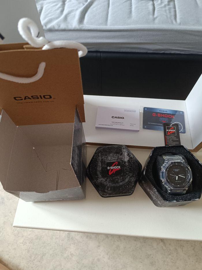 G-Shock Casio montre Transparente cadran noir Neuve - photo numéro 1