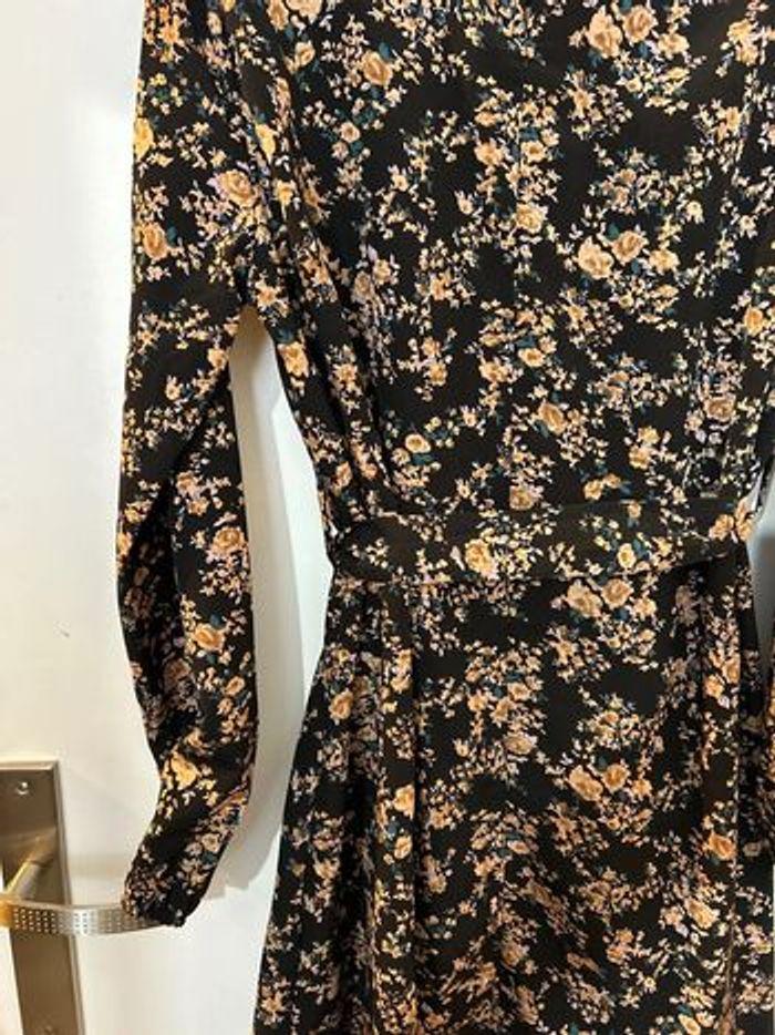 SHEIN robe taille S ou M état neuf - photo numéro 6