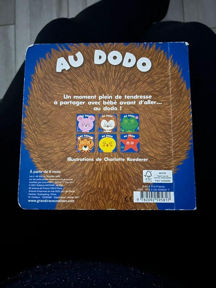 Livre au dodo - photo numéro 2